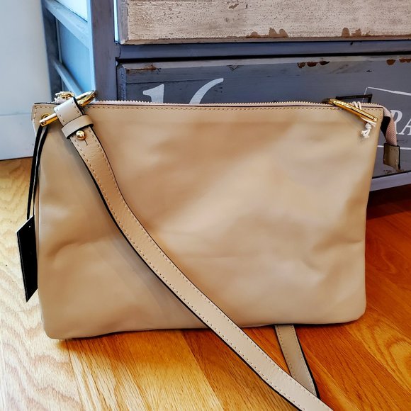 NWT A Bellucci Italy Lt Camel Nappa Leather Purse - Picture 1 of 8